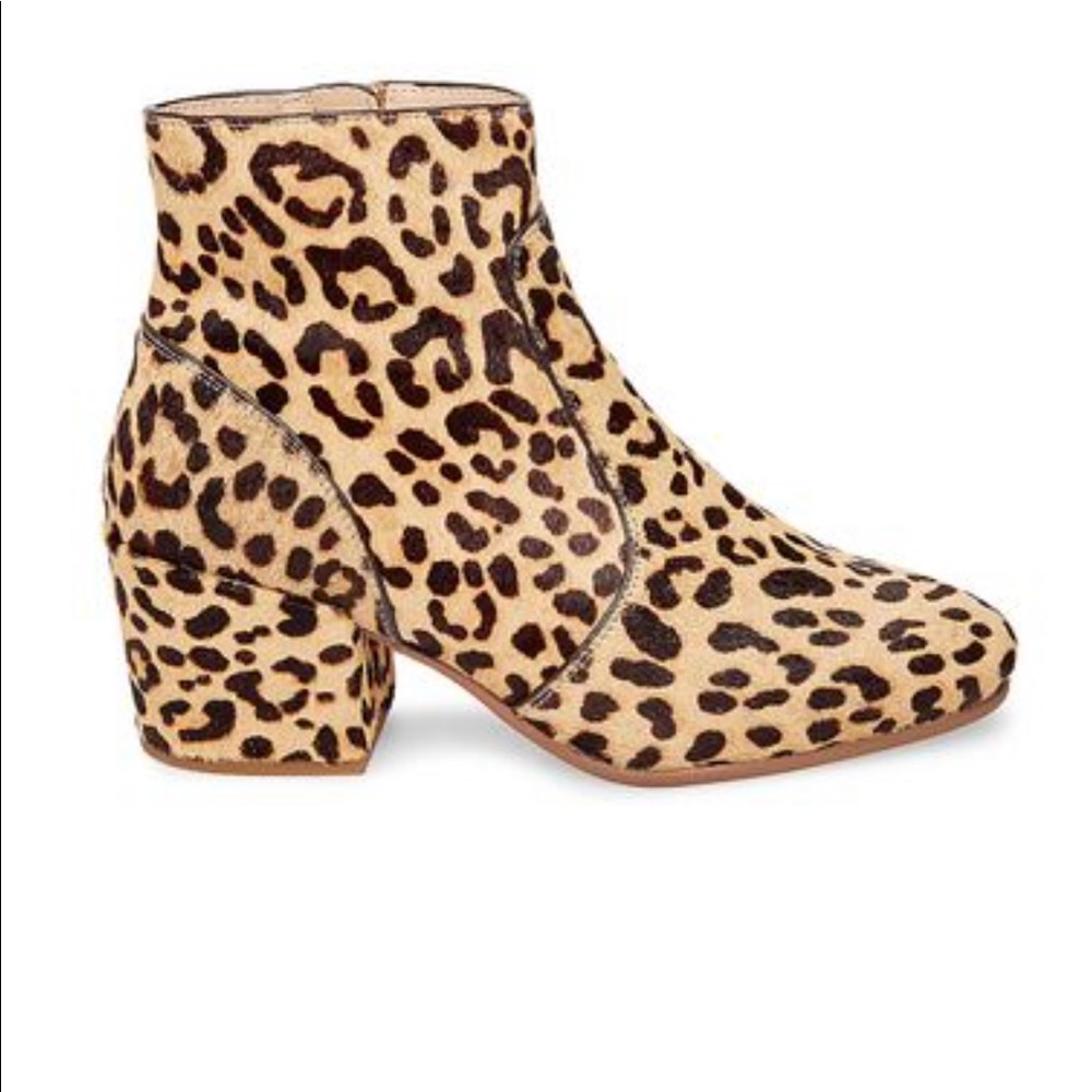 steve madden kristina leopard booties 7.5